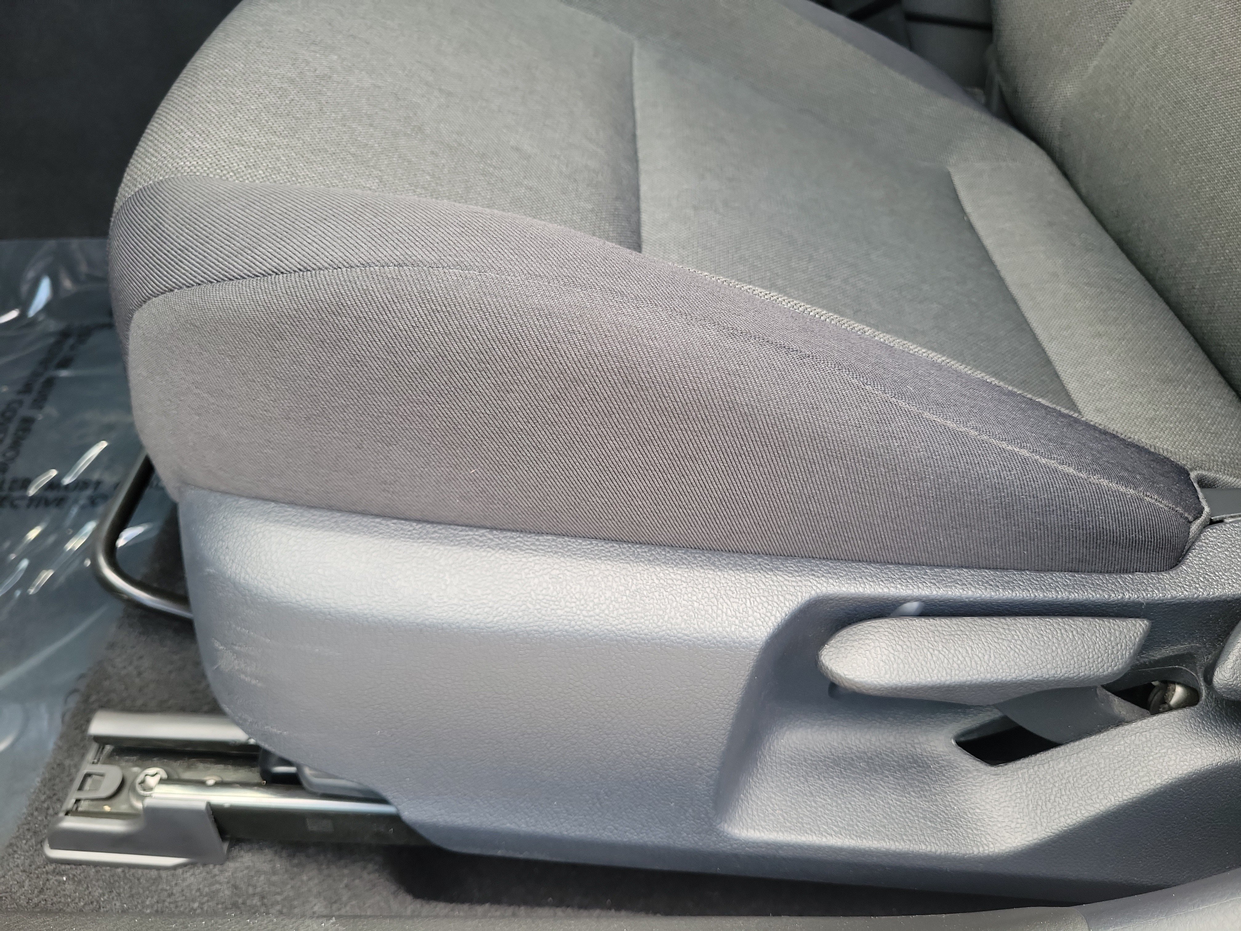 Used 2025 Toyota Camry LE FWD image 13