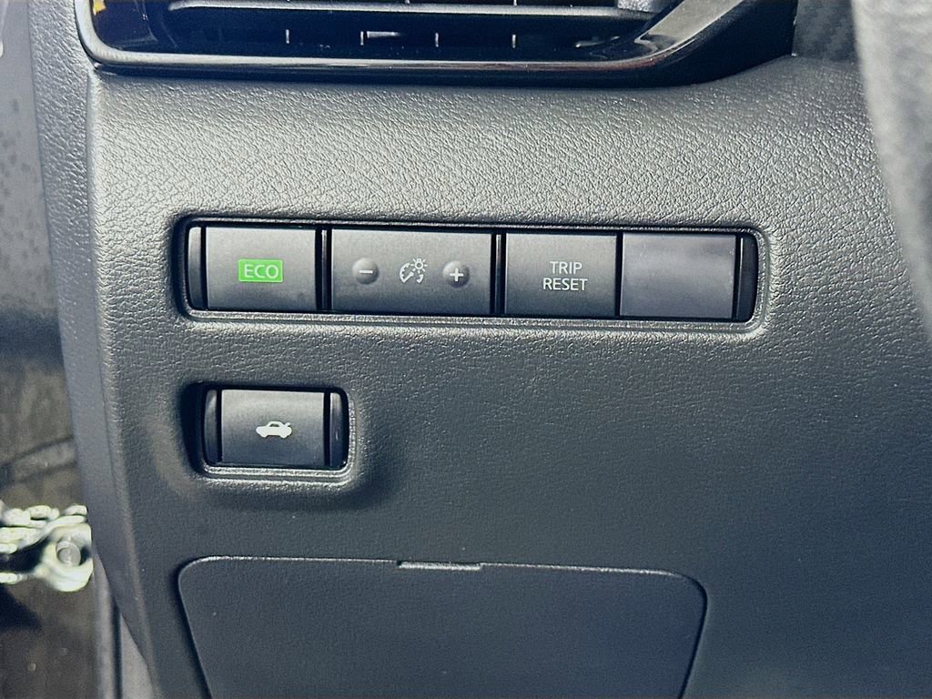 Used 2024 Nissan Sentra SV image 21