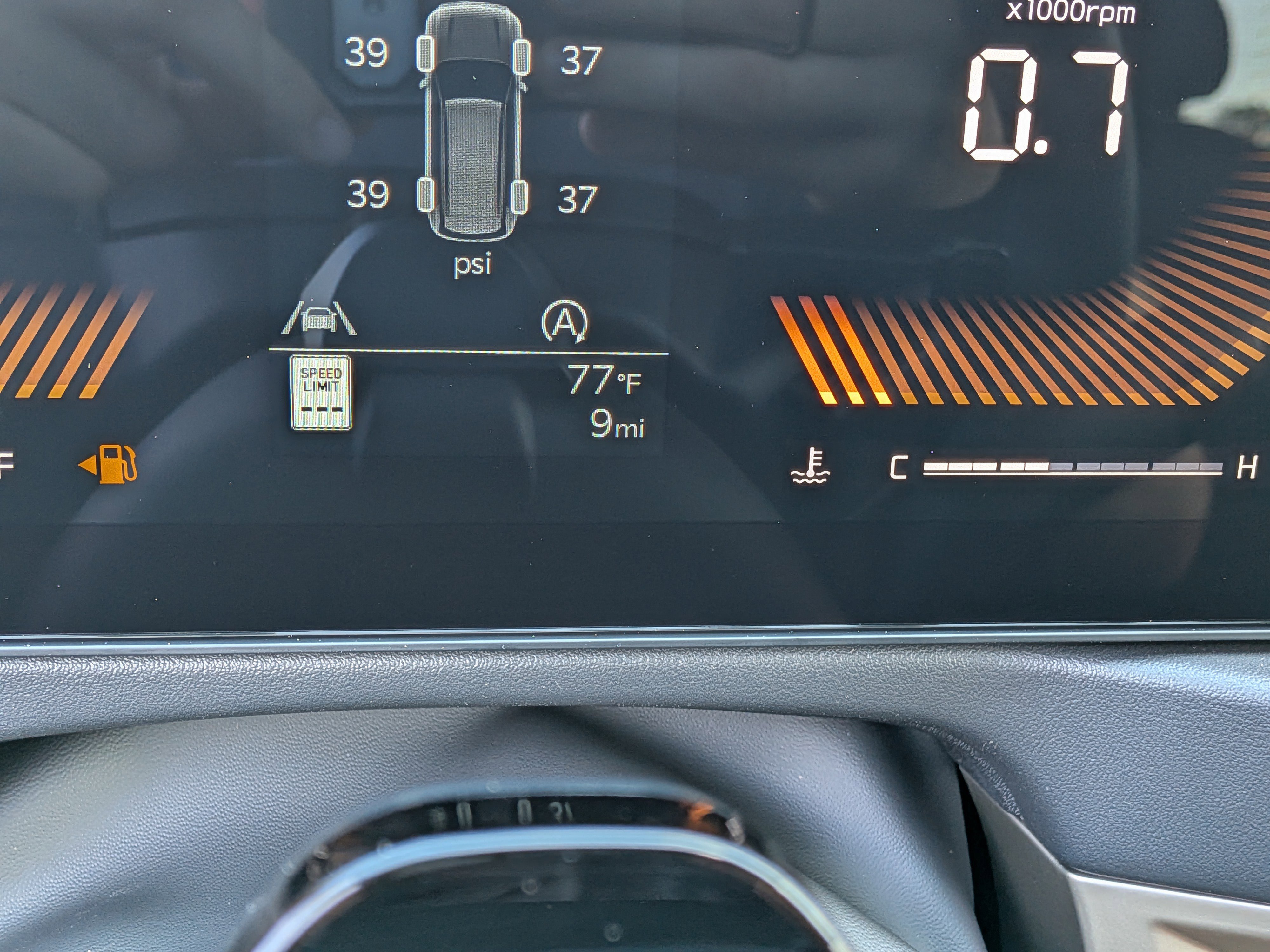 New 2027 Kia Telluride EX FWD image 34