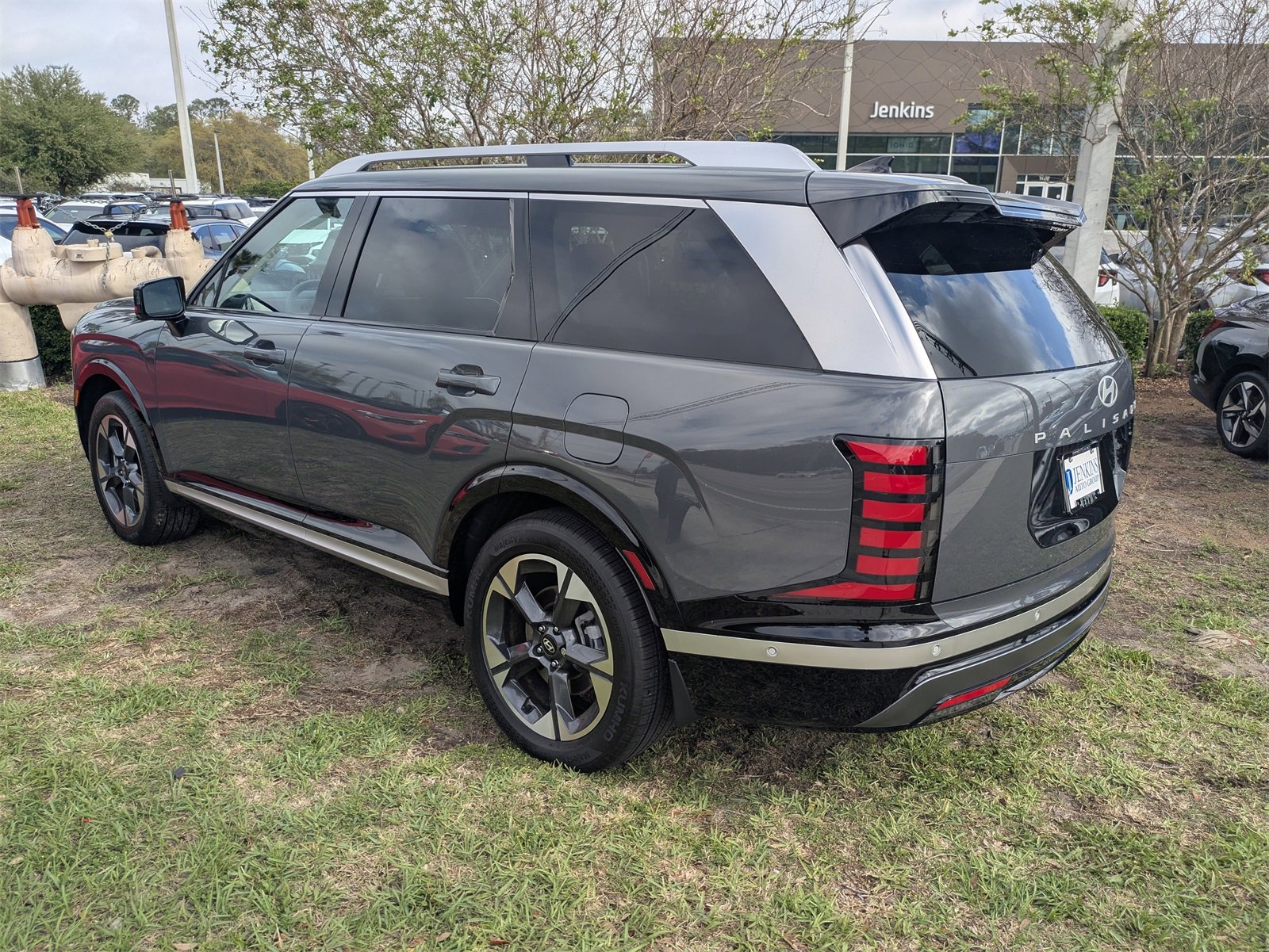 Used 2026 Hyundai Palisade Limited image 8