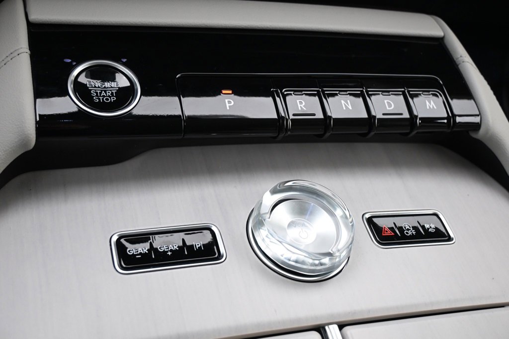 New 2025 Lincoln Navigator Reserve image 30