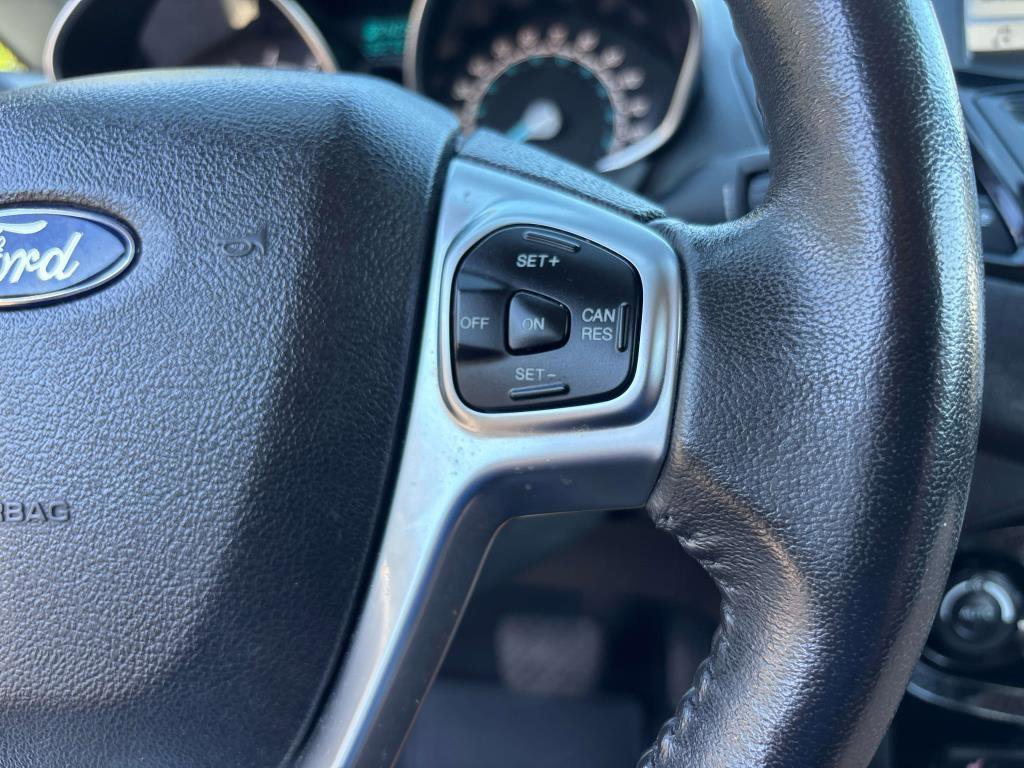 Used 2017 Ford Fiesta Titanium image 19