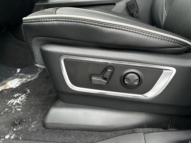 New 2026 RAM 1500 Laramie w/ Night Edition image 17