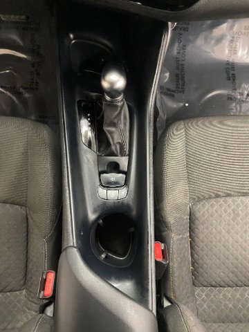 Used 2021 Toyota C-HR LE image 19