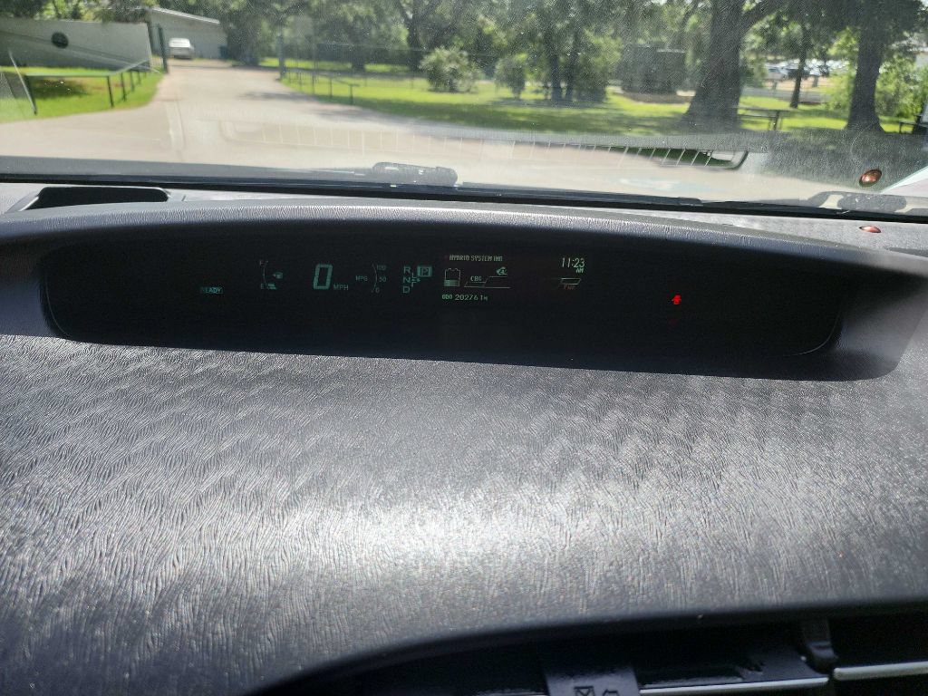 Used 2014 Toyota Prius Four w/ Solar Roof Package FWD image 18