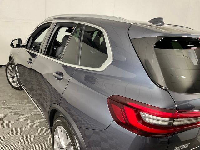Used 2022 BMW X5 xDrive40i w/ Premium Package AWD/4WD image 36