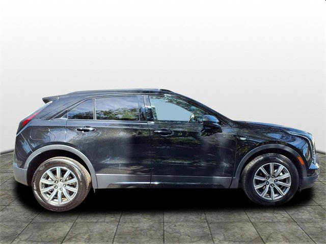 Used 2020 Cadillac XT4 Sport image 2