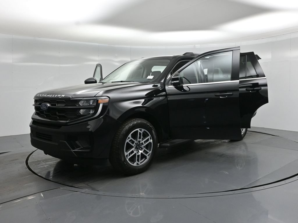 New 2026 Ford Expedition Active AWD/4WD image 29