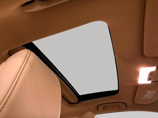 Used 2017 Toyota Avalon XLE Premium w/ All Weather Liner Package FWD image 22