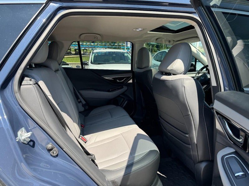Used 2024 Subaru Outback Limited AWD/4WD image 10