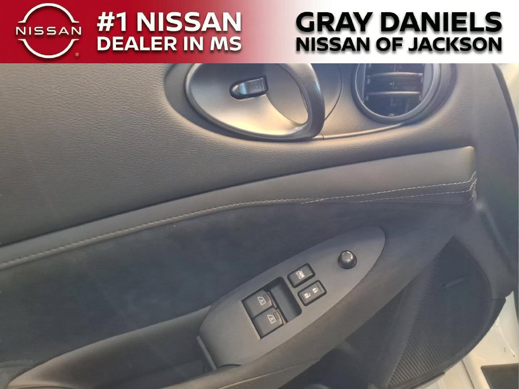 New 2026 Nissan Z NISMO w/ Floor Mat Package RWD image 9