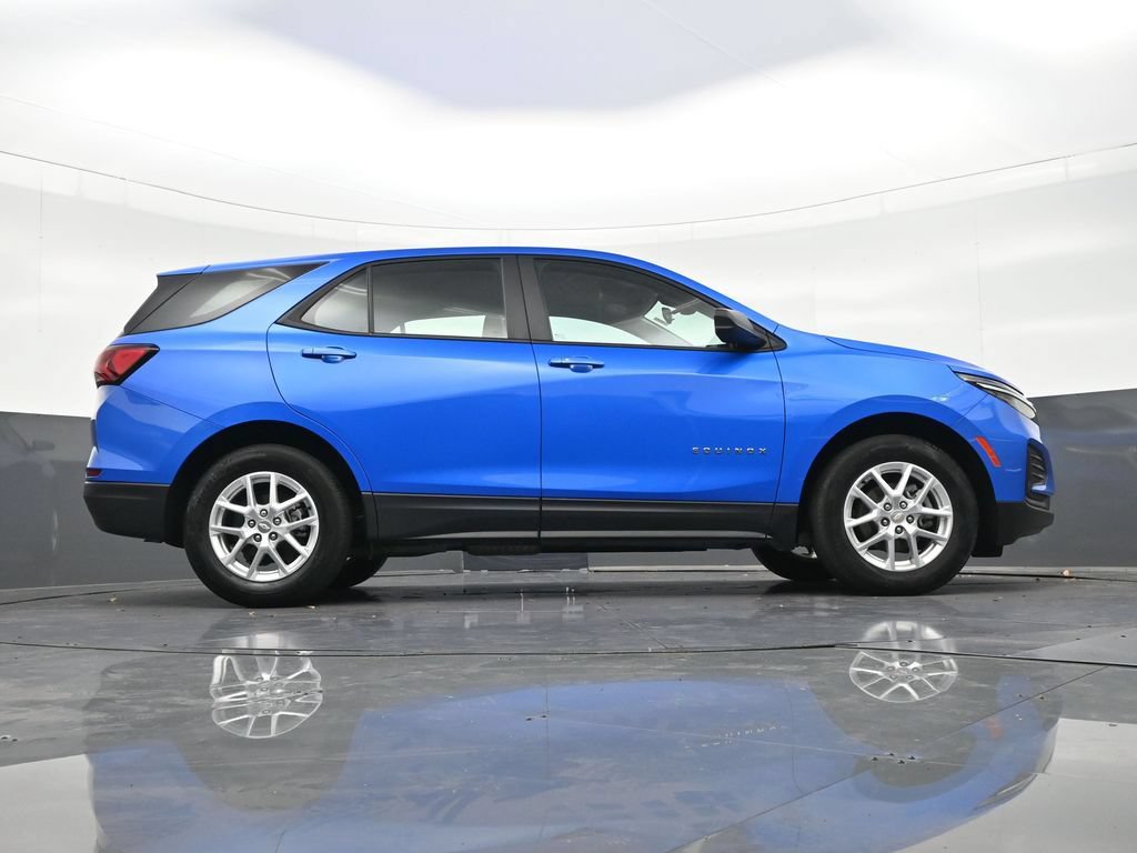 Used 2024 Chevrolet Equinox LS FWD image 29