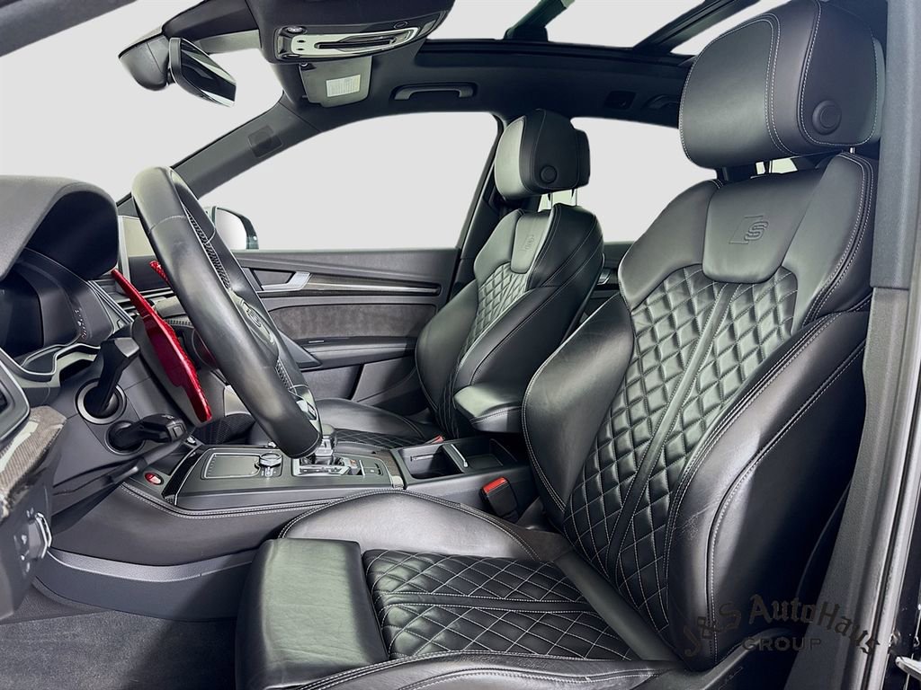 Used 2018 Audi SQ5 Premium Plus w/ S Sport Package image 11