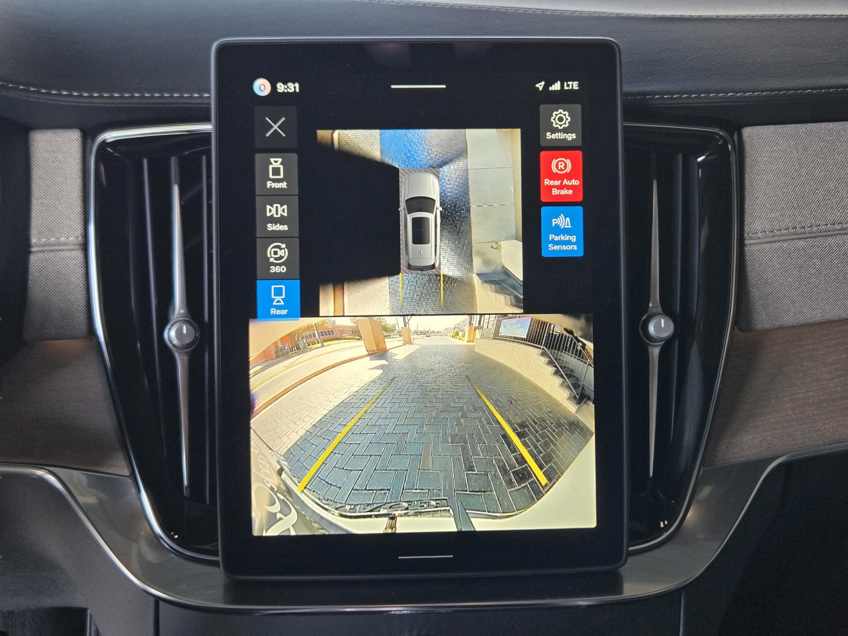 New 2026 Volvo XC90 B6 Plus AWD/4WD image 14