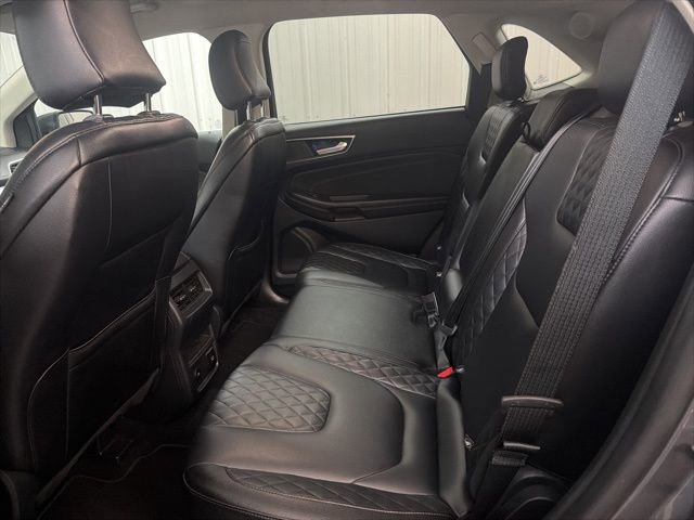 Used 2024 Ford Edge Titanium image 21