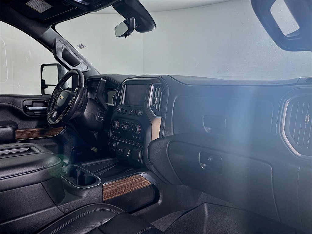 Used 2021 Chevrolet Silverado 2500 High Country w/ Z71 Off-Road Package image 29