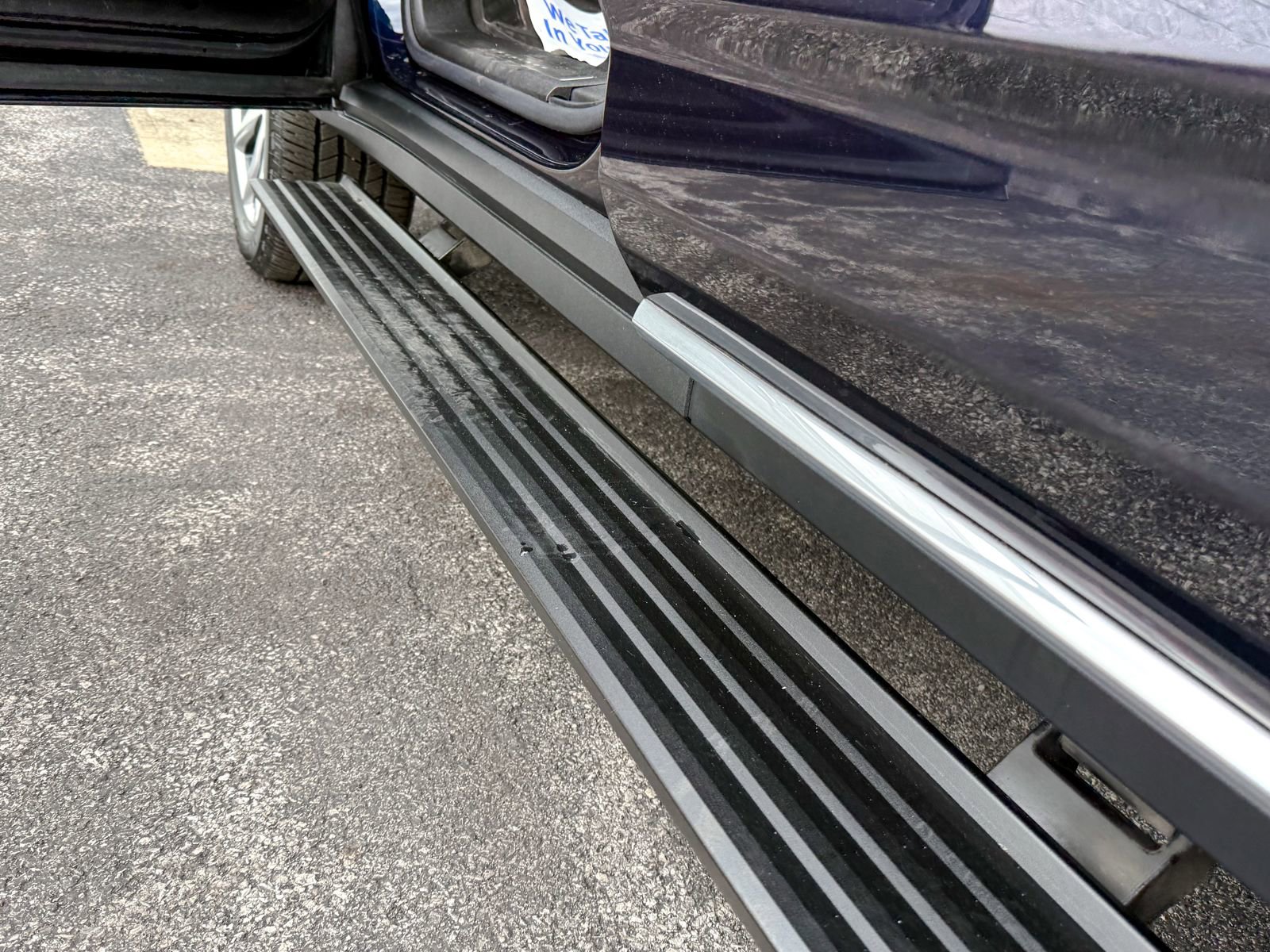 Certified 2022 Cadillac Escalade Premium Luxury Platinum w/ Heavy-Duty Trailer Package image 21