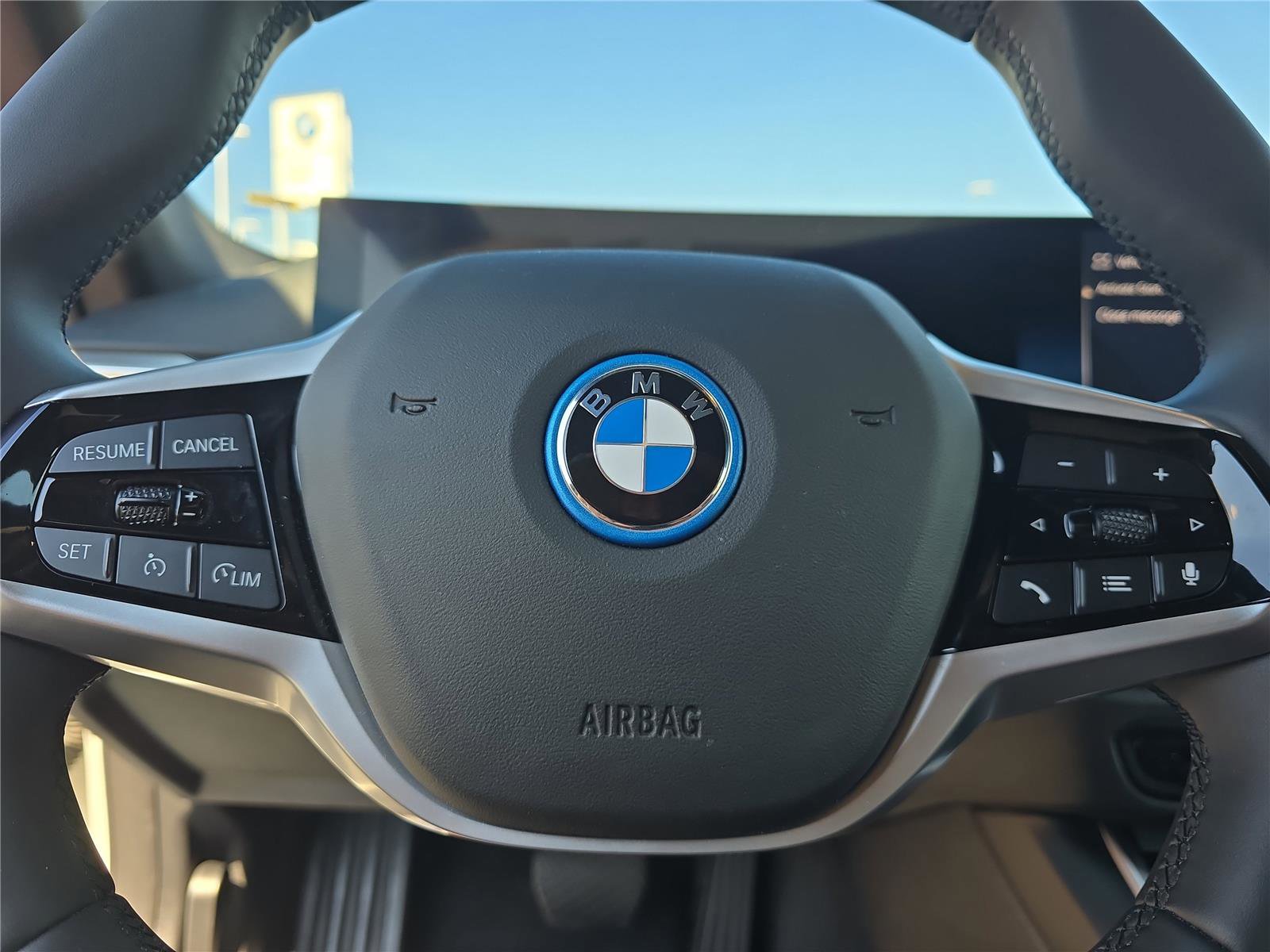 Used 2025 BMW i4 eDrive40 image 22