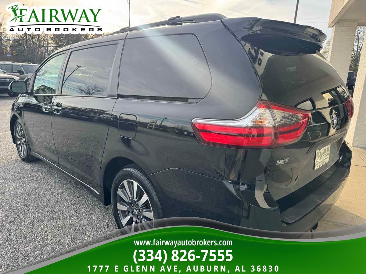 Used 2020 Toyota Sienna Limited Premium w/ Carpet Mat Package AWD/4WD image 8