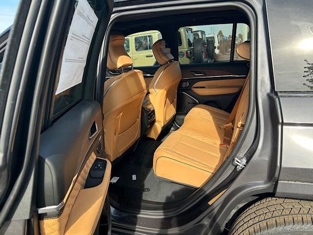 New 2025 Jeep Grand Cherokee Summit w/ High Altitude Package image 8