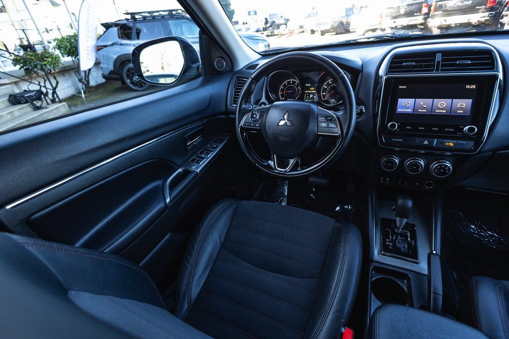 Used 2024 Mitsubishi Outlander Sport SE AWD/4WD image 22