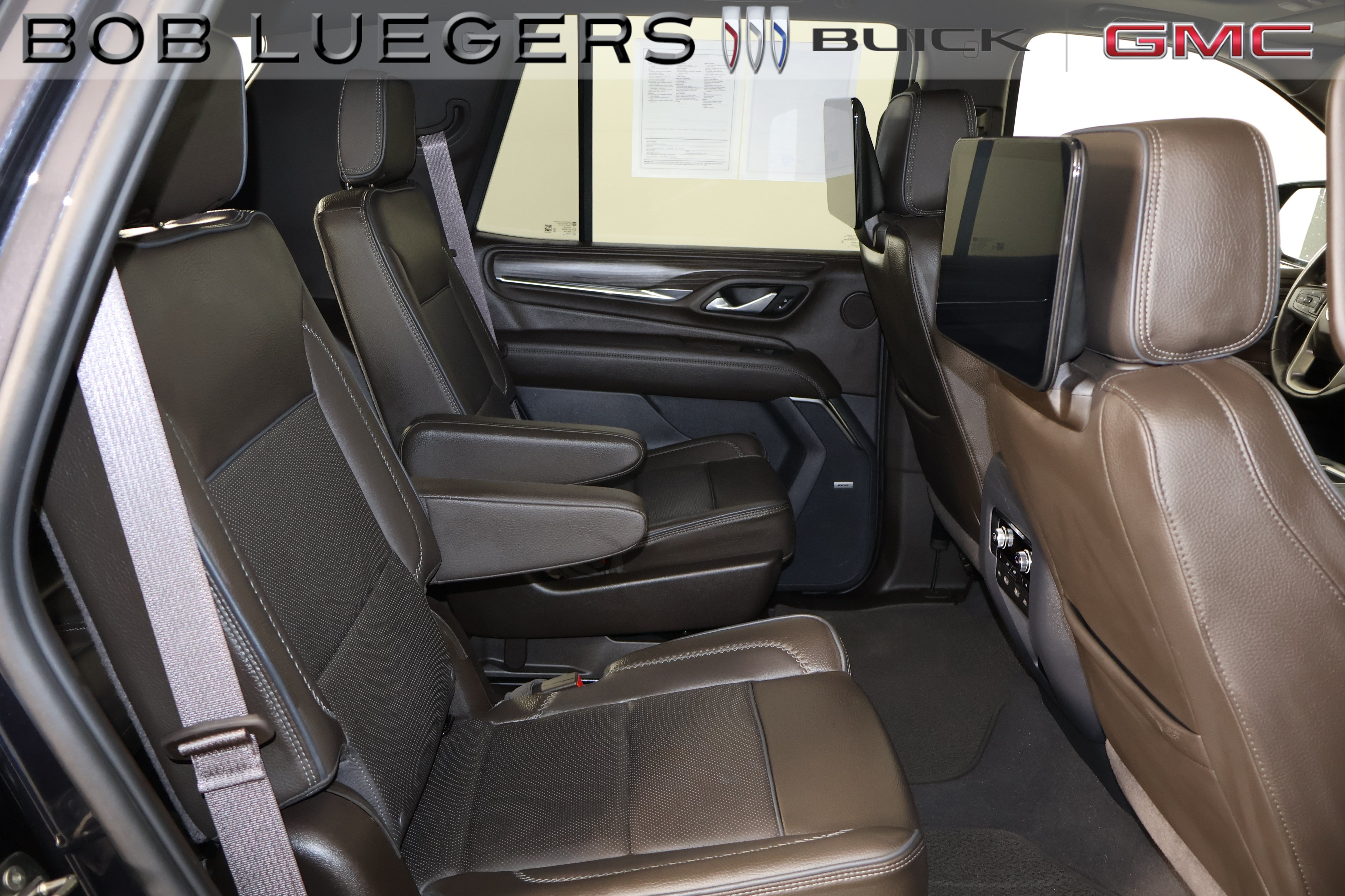 Certified 2024 GMC Yukon Denali w/ Denali Reserve Package AWD/4WD image 17