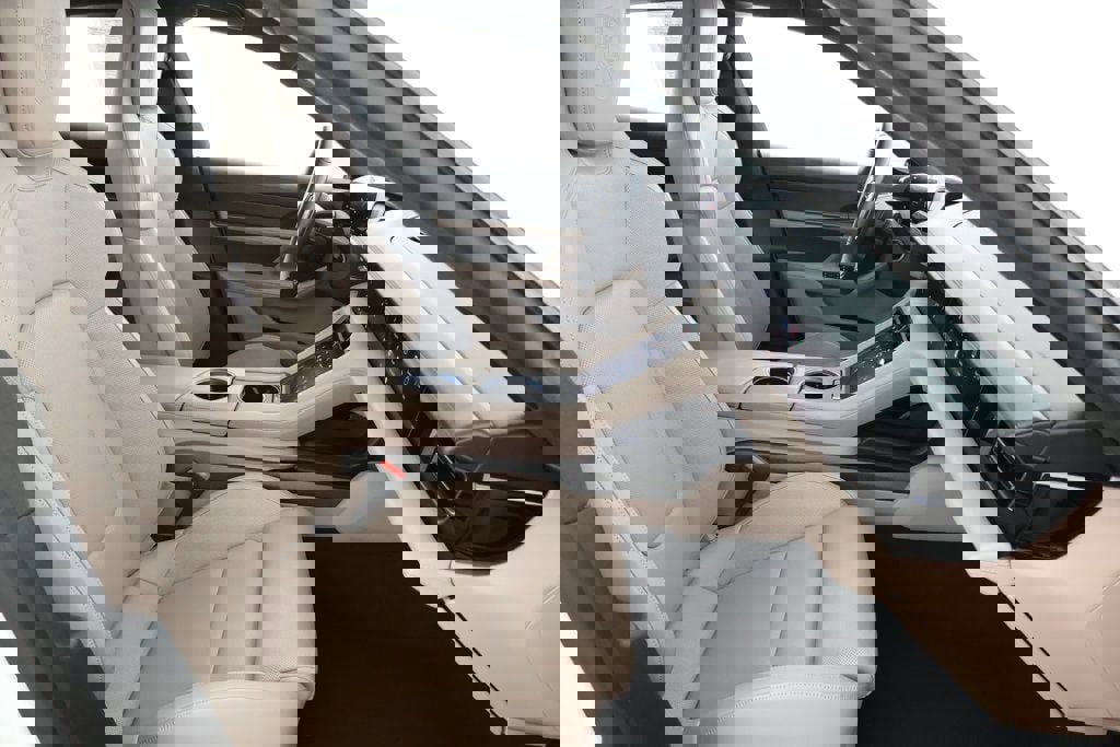 Used 2020 Porsche Taycan Turbo S image 23