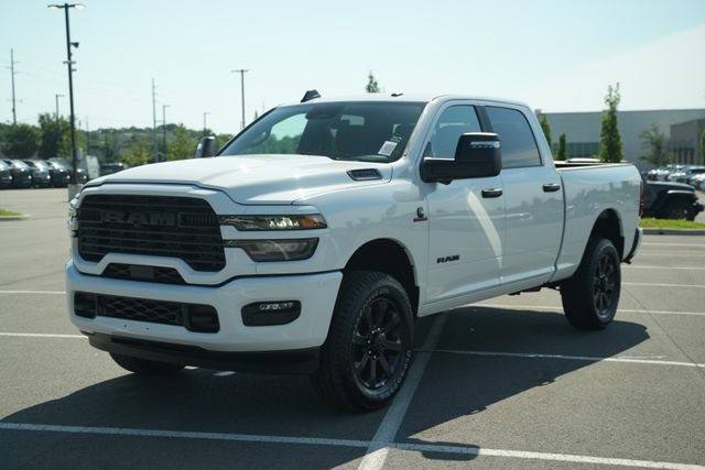 New 2026 RAM 2500 Big Horn AWD/4WD image 3