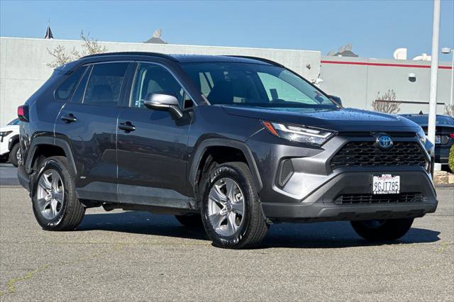 Certified 2023 Toyota RAV4 XLE w/ Convenience Package image 5