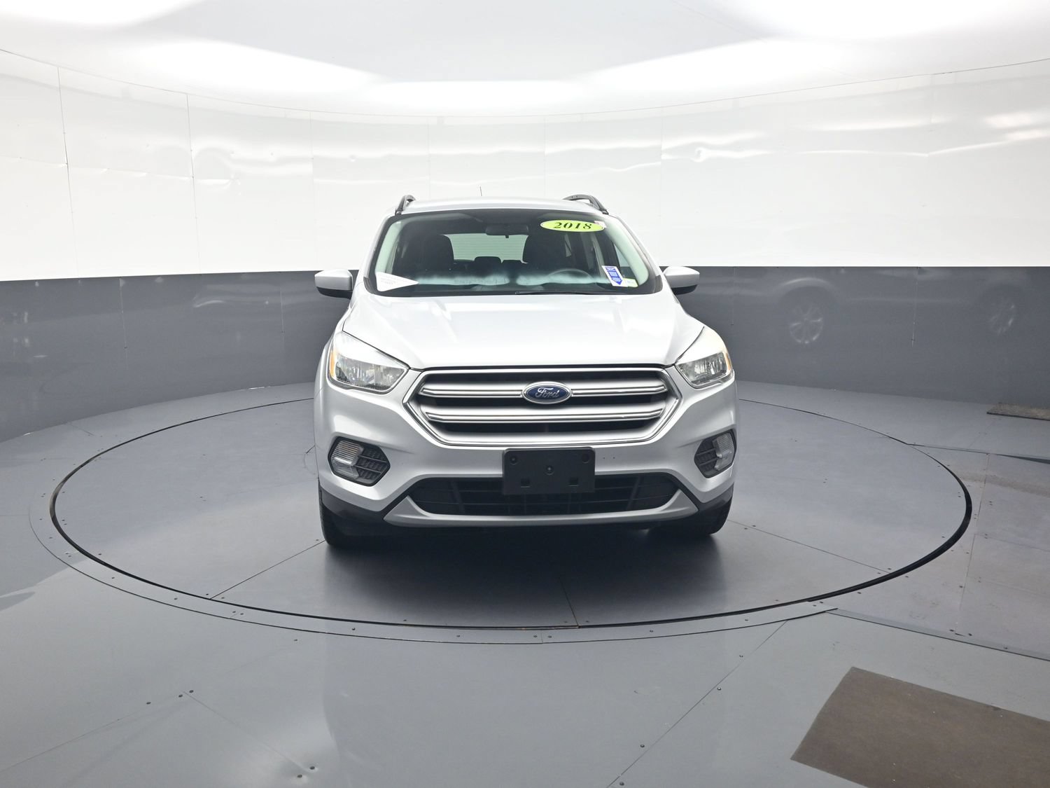 Used 2018 Ford Escape SE FWD image 8