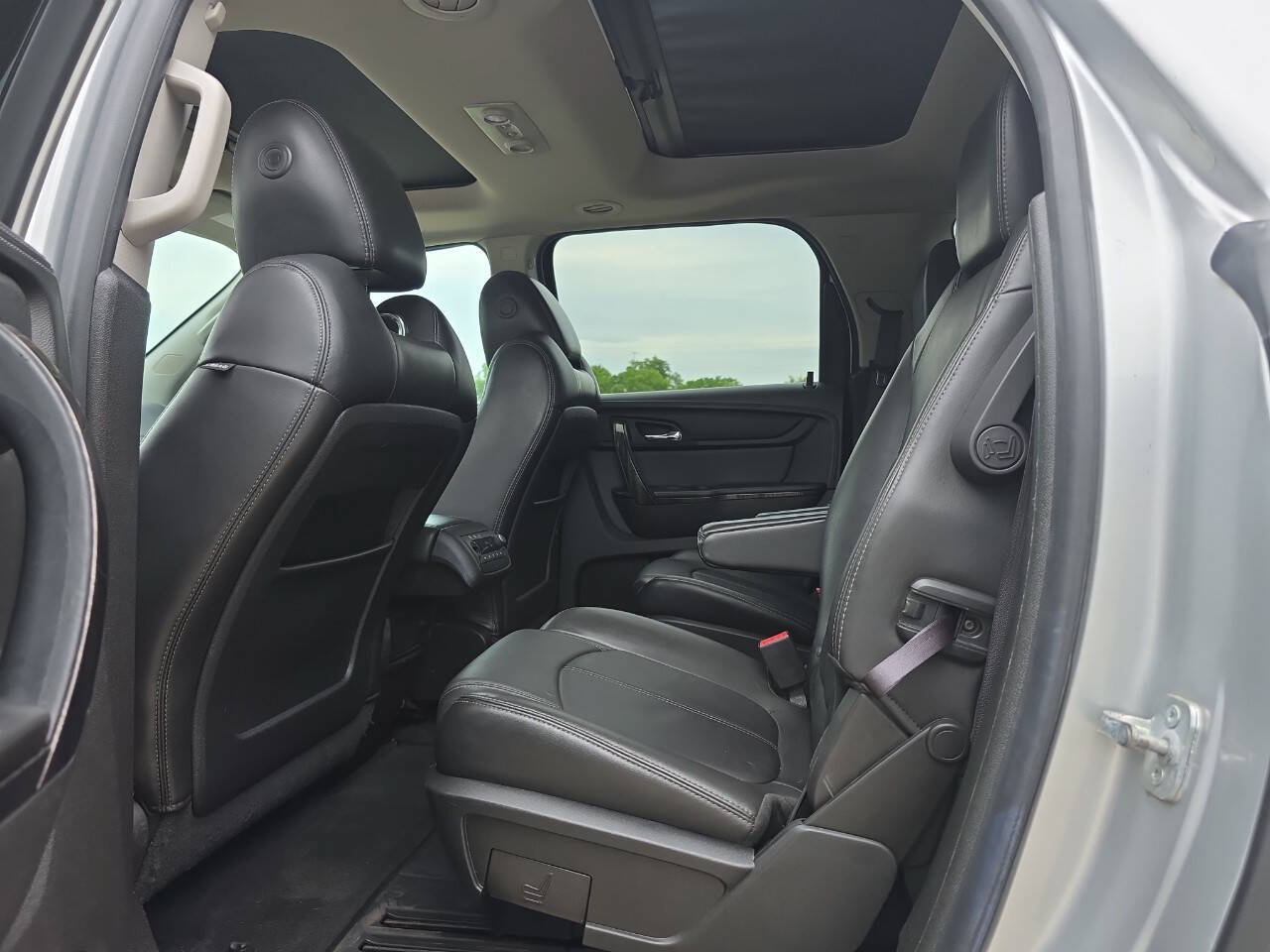 Used 2013 GMC Acadia SLT FWD image 11