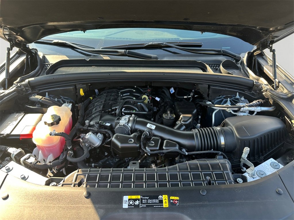 Used 2024 Jeep Grand Cherokee Altitude image 9