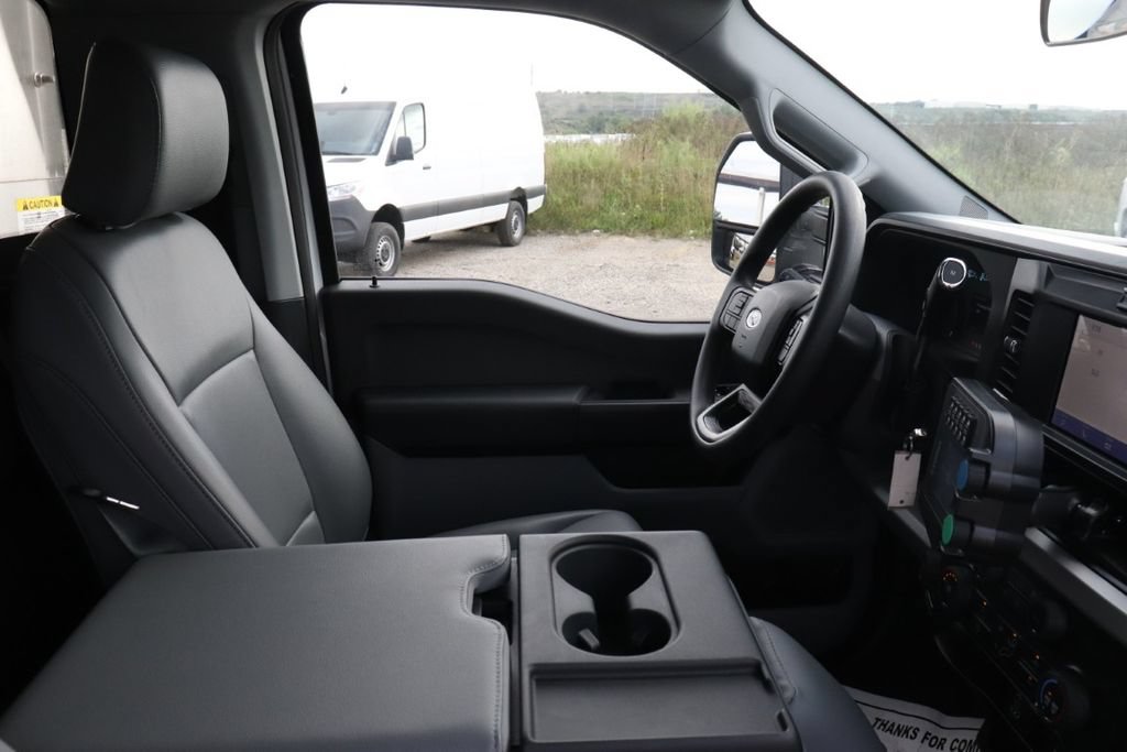 New 2026 Ford F550 4x4 Regular Cab Super Duty image 11