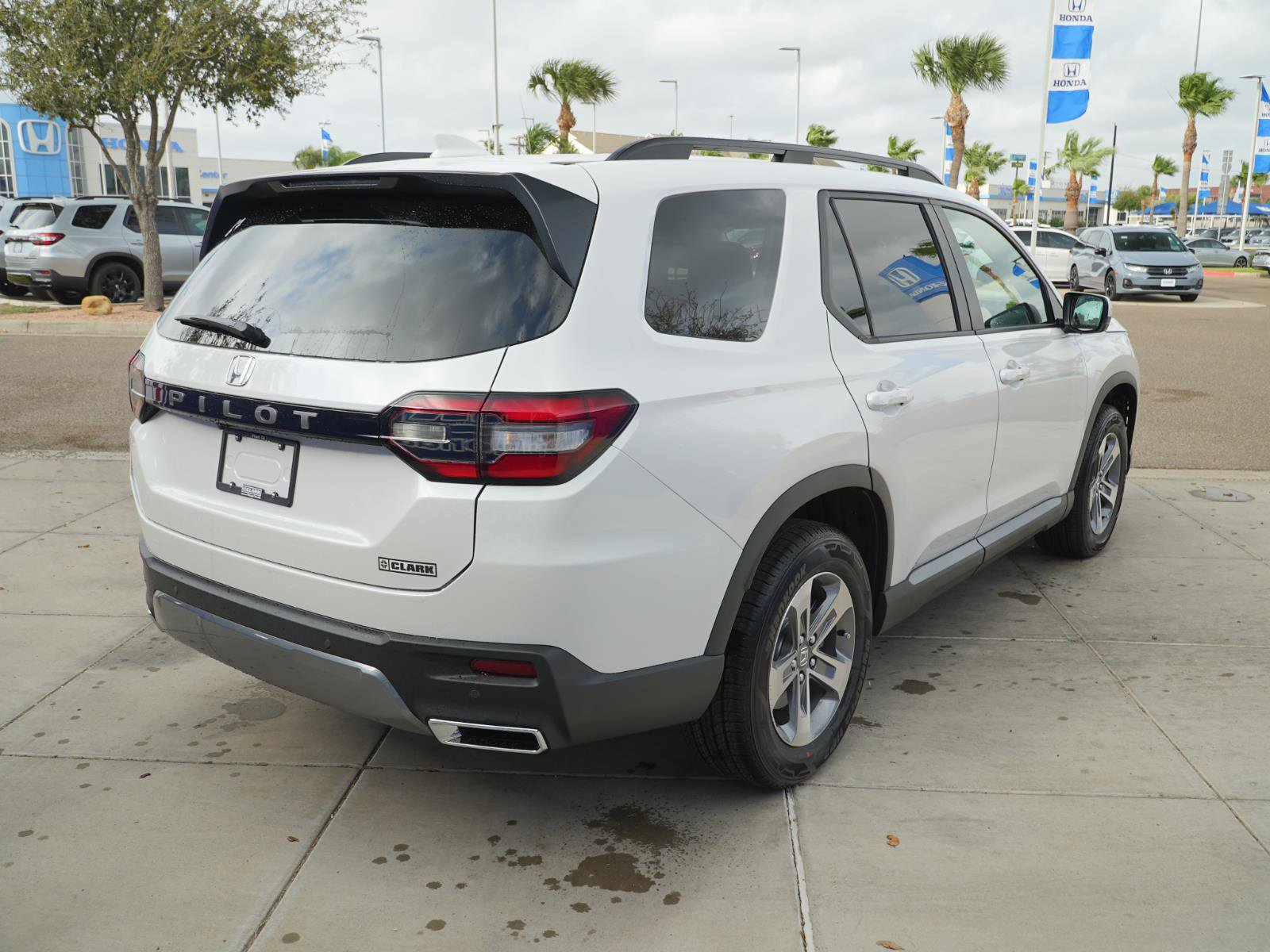 New 2026 Honda Pilot EX-L image 5