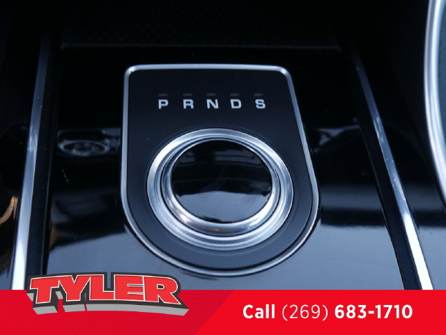 Used 2017 Jaguar XF Premium AWD/4WD image 29