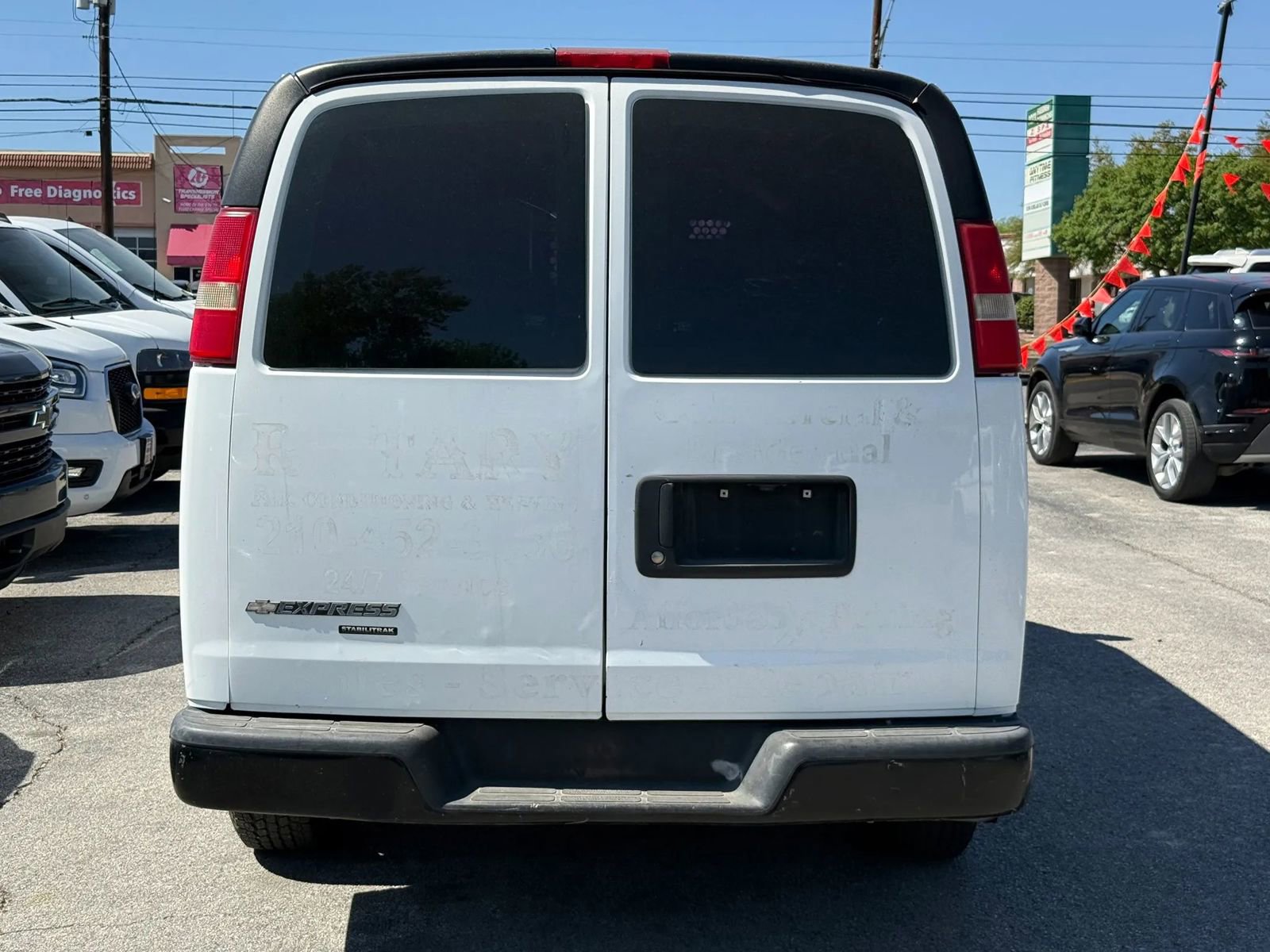 Used 2012 Chevrolet Express 1500 RWD image 5