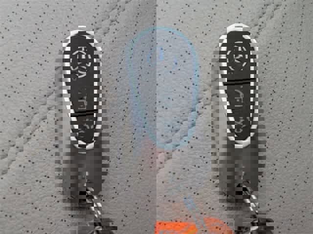 Used 2023 Mercedes-Benz C 300 4MATIC Sedan w/ Exclusive Trim Package image 33