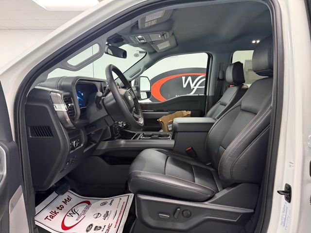 New 2026 Ford F450 4x4 Crew Cab Super Duty image 8