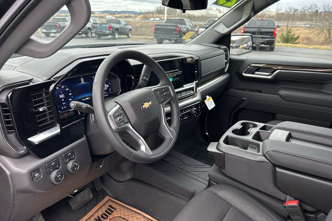 Used 2025 Chevrolet Silverado 1500 LT w/ All Star Edition Plus AWD/4WD image 25