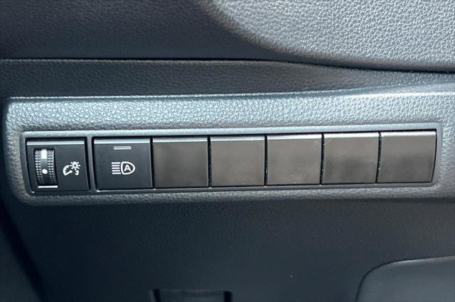 Certified 2024 Toyota Corolla LE FWD image 27