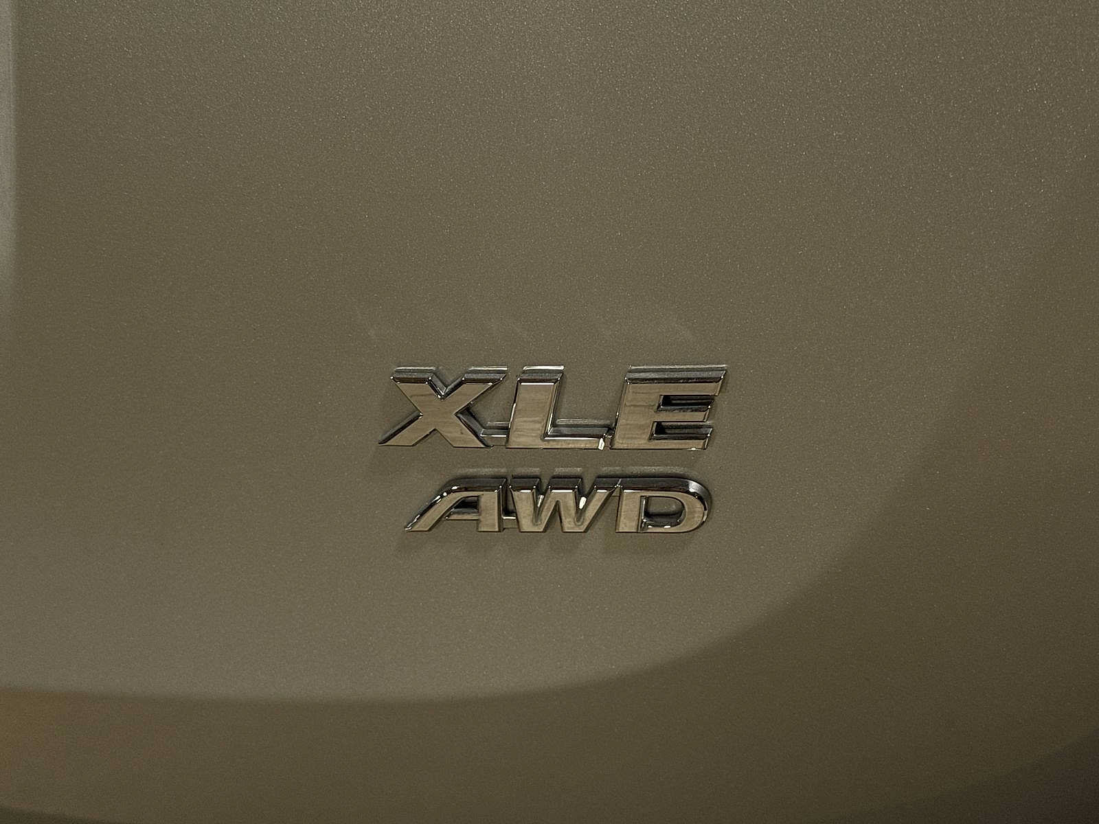 Used 2015 Toyota RAV4 XLE AWD/4WD image 26