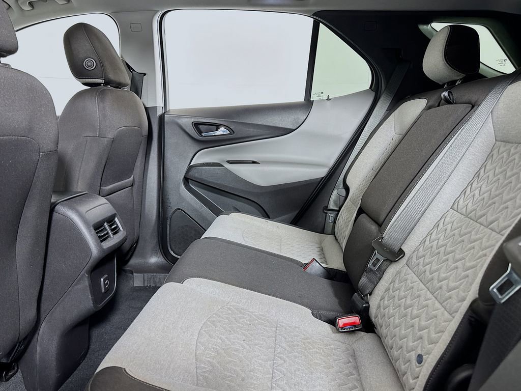 Used 2022 Chevrolet Equinox LT w/ LPO, Floor Liner Package image 11