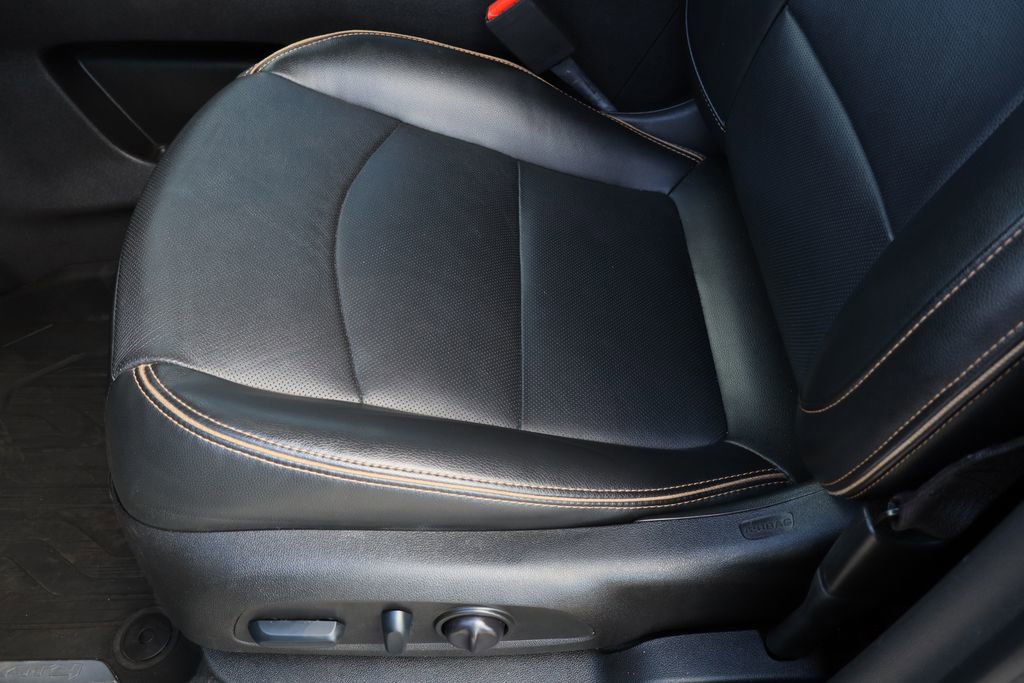 Certified 2022 GMC Terrain AT4 w/ Infotainment Package II image 20