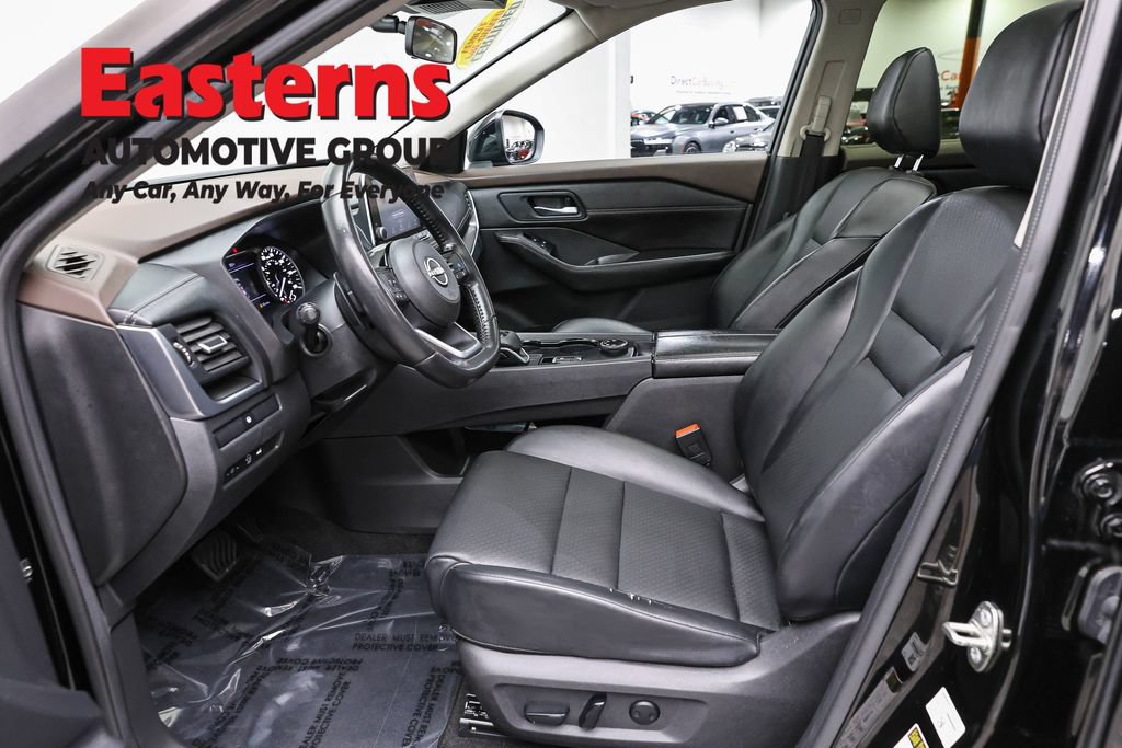 Used 2023 Nissan Rogue SV w/ SV Premium B Package AWD/4WD image 14