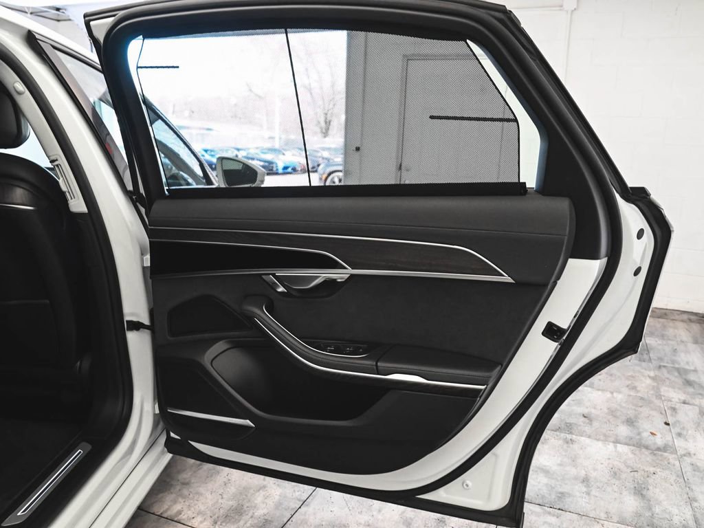 Used 2023 Audi A8 L 3.0T w/ Comfort Plus Package image 14