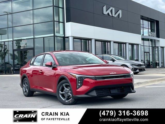 New 2025 Kia K4 LXS
