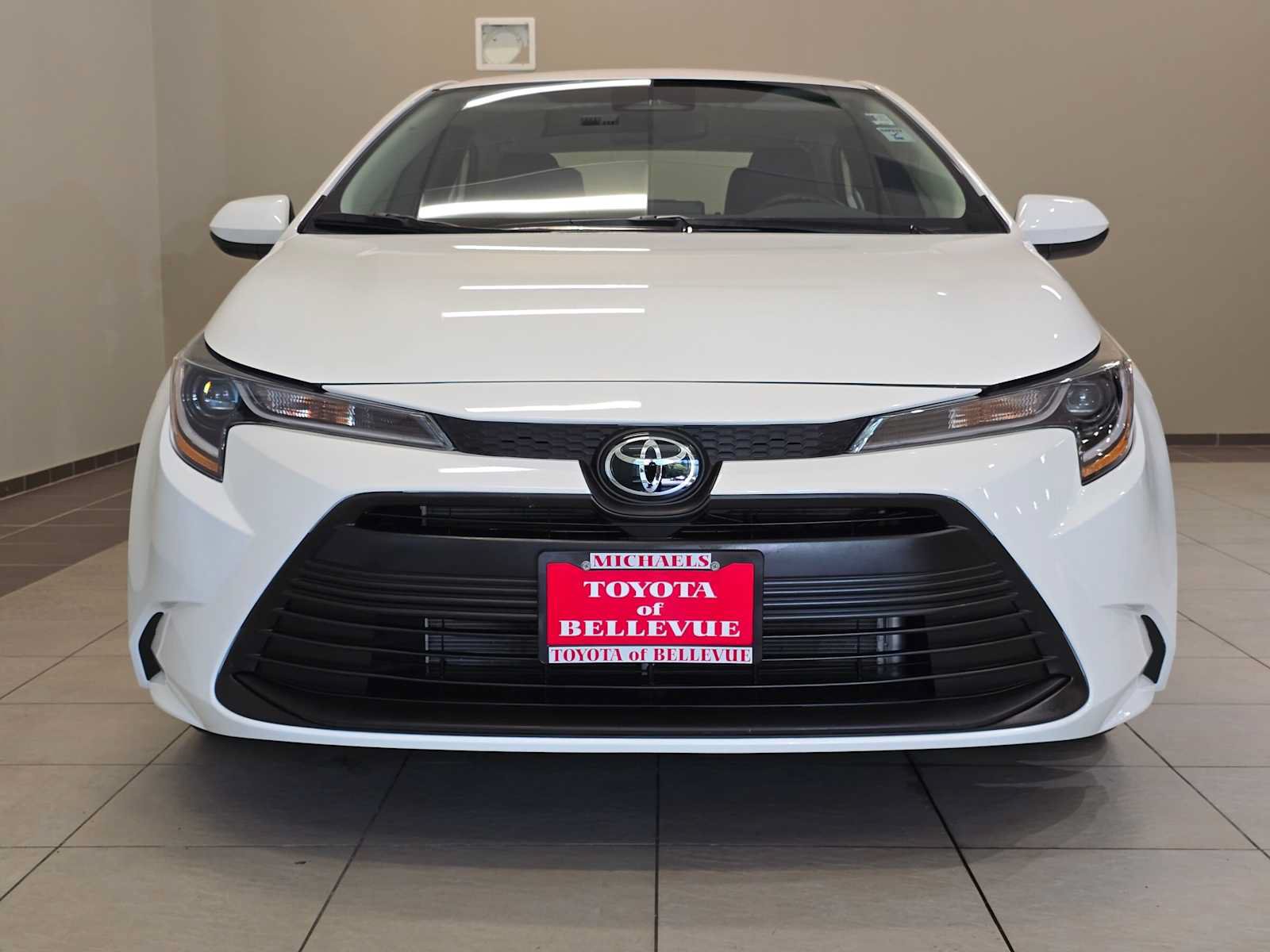 Certified 2025 Toyota Corolla LE w/ LE Premium Package FWD image 6