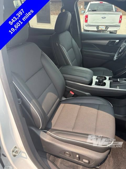 Used 2026 Buick Enclave Preferred AWD/4WD image 31