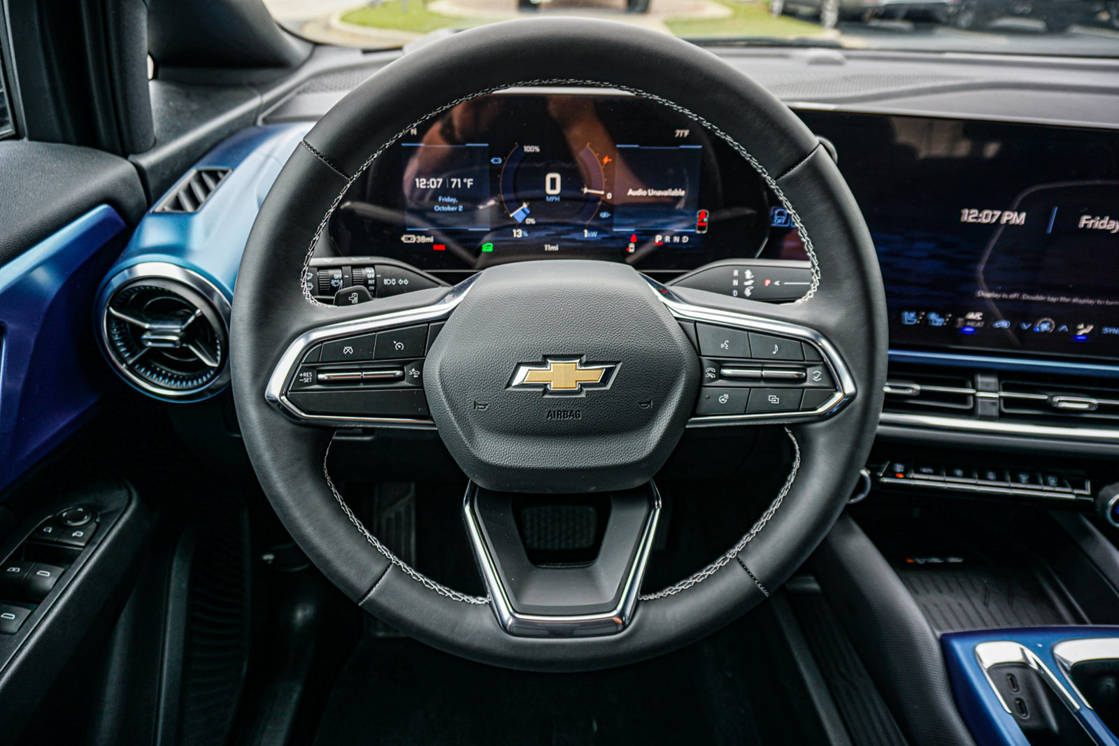 New 2026 Chevrolet Equinox EV LT w/ Convenience Package II AWD/4WD image 25