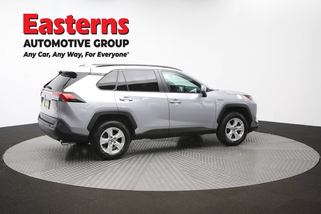 Used 2021 Toyota RAV4 XLE w/ XLE Grade Weather Package AWD/4WD image 45